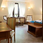 Hotel Zum Markgrafen 4*