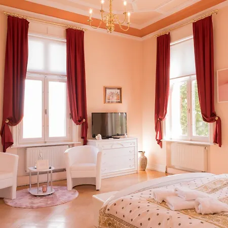 Отель Zum Markgrafen 4*