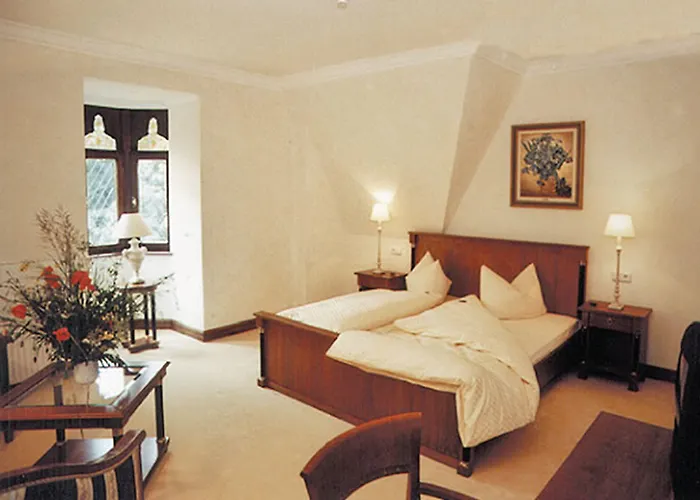 Schlosshotel Zum Markgrafen 4*